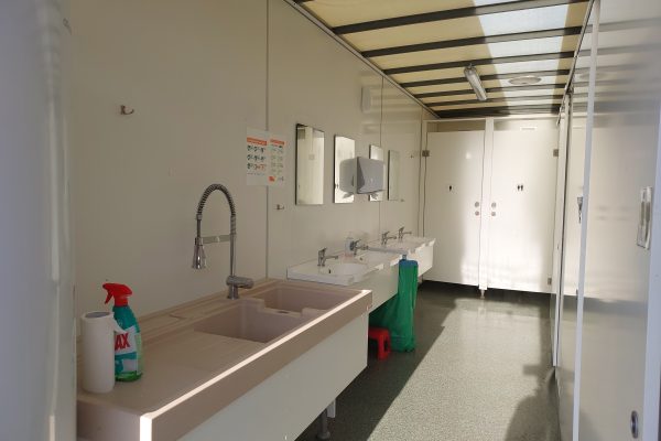 Sanitariaty na CampKAJAKWOWO 5