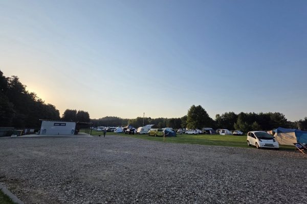 Miejsca Campingowe w CampKAJAKOWO 6